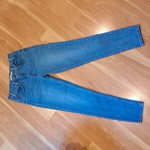 Levis 721 High Rise Skinny Jean